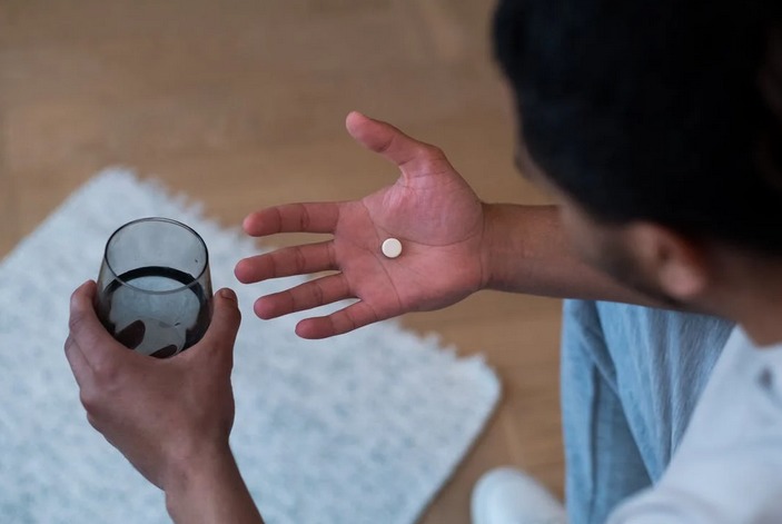 Reasons to Consult a Healthcare Expert Before Buying Booster Pills
